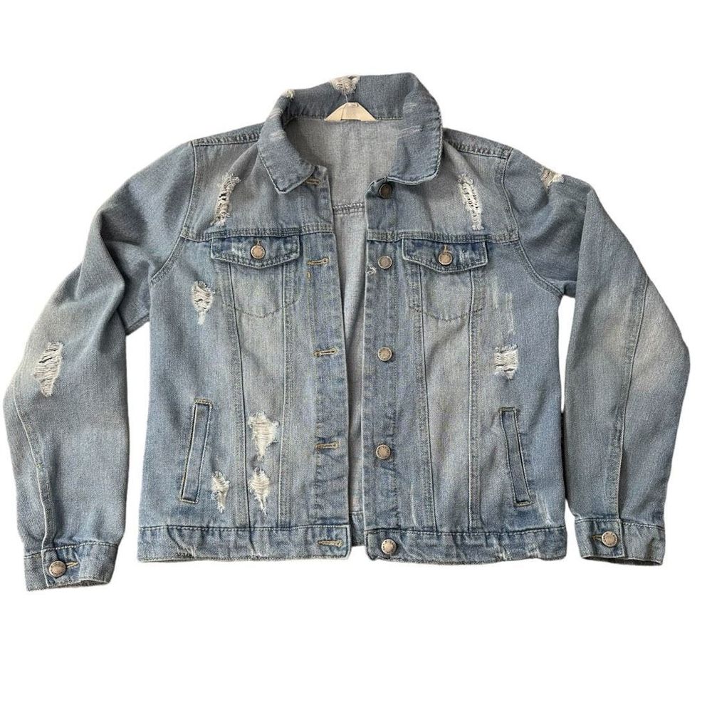 Cisono Women’s Sz M Grunge Distressed Medium Wash Soft Denim Jean Jacket
